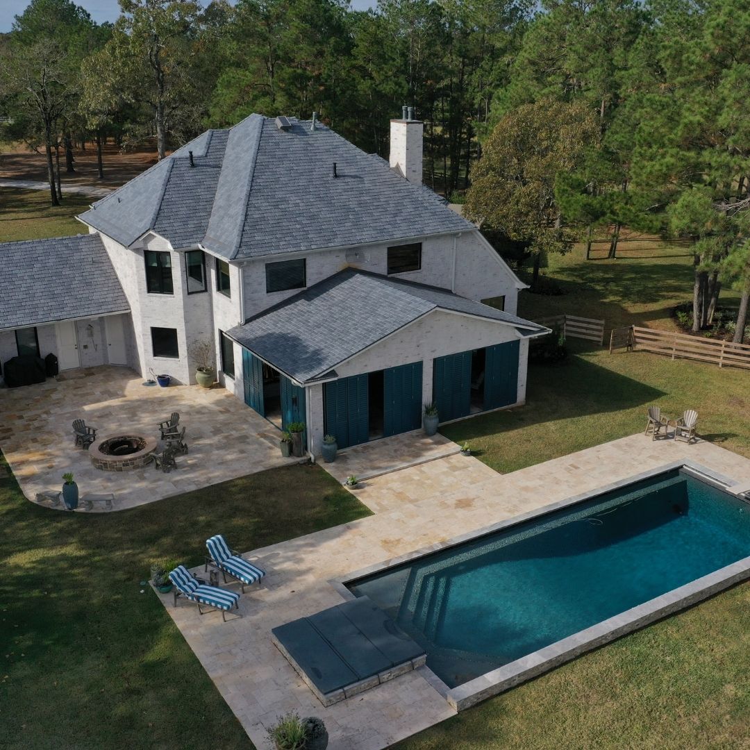 Affordable roofing services in Houston 77024.