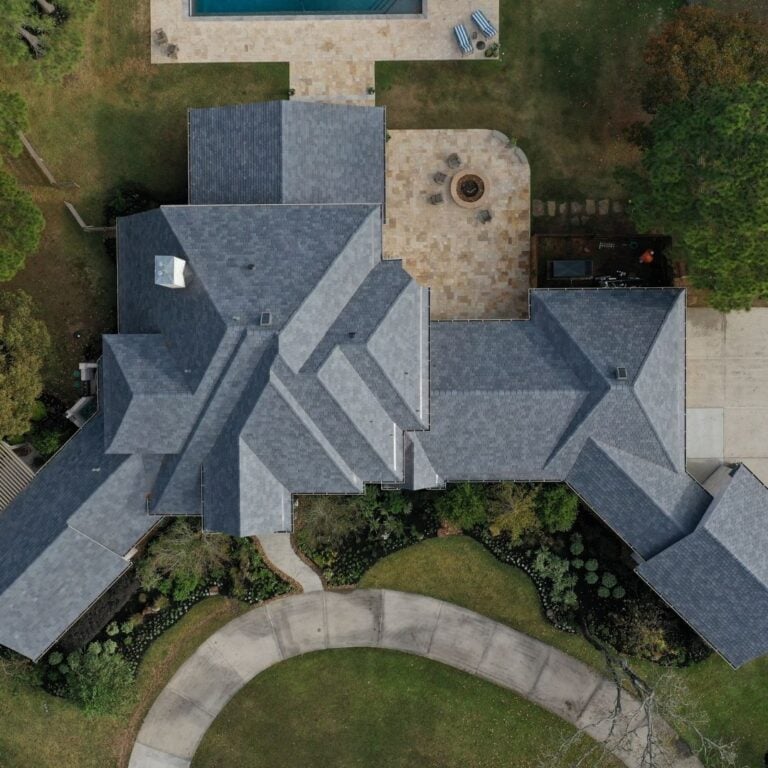 Local roofer in Cottage Grove, Houston 77024.