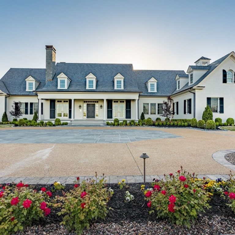 Detailed roof inspections in Houston 77024.
